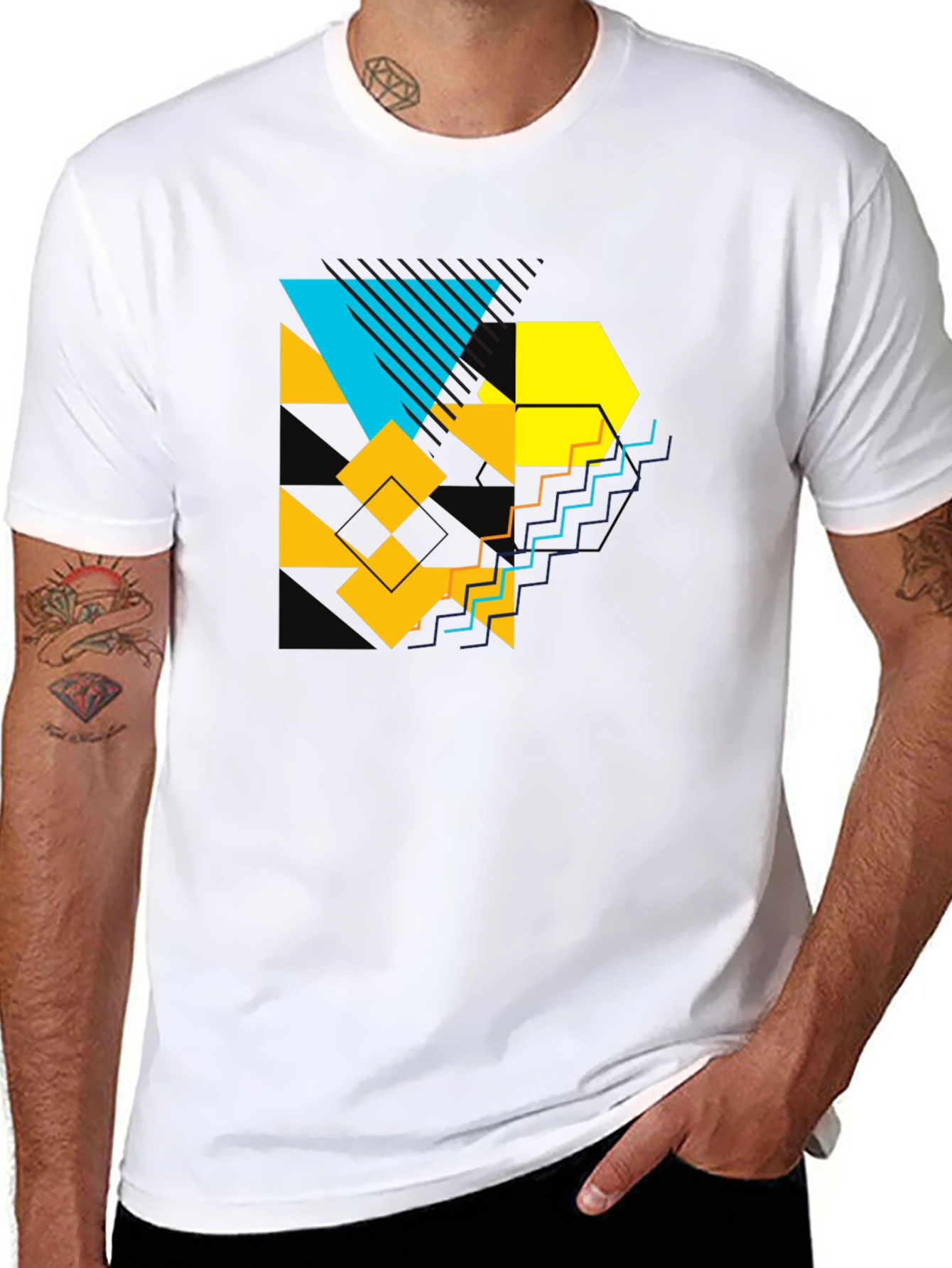 Camiseta Negra con Diseño Geométrico Abstracto
