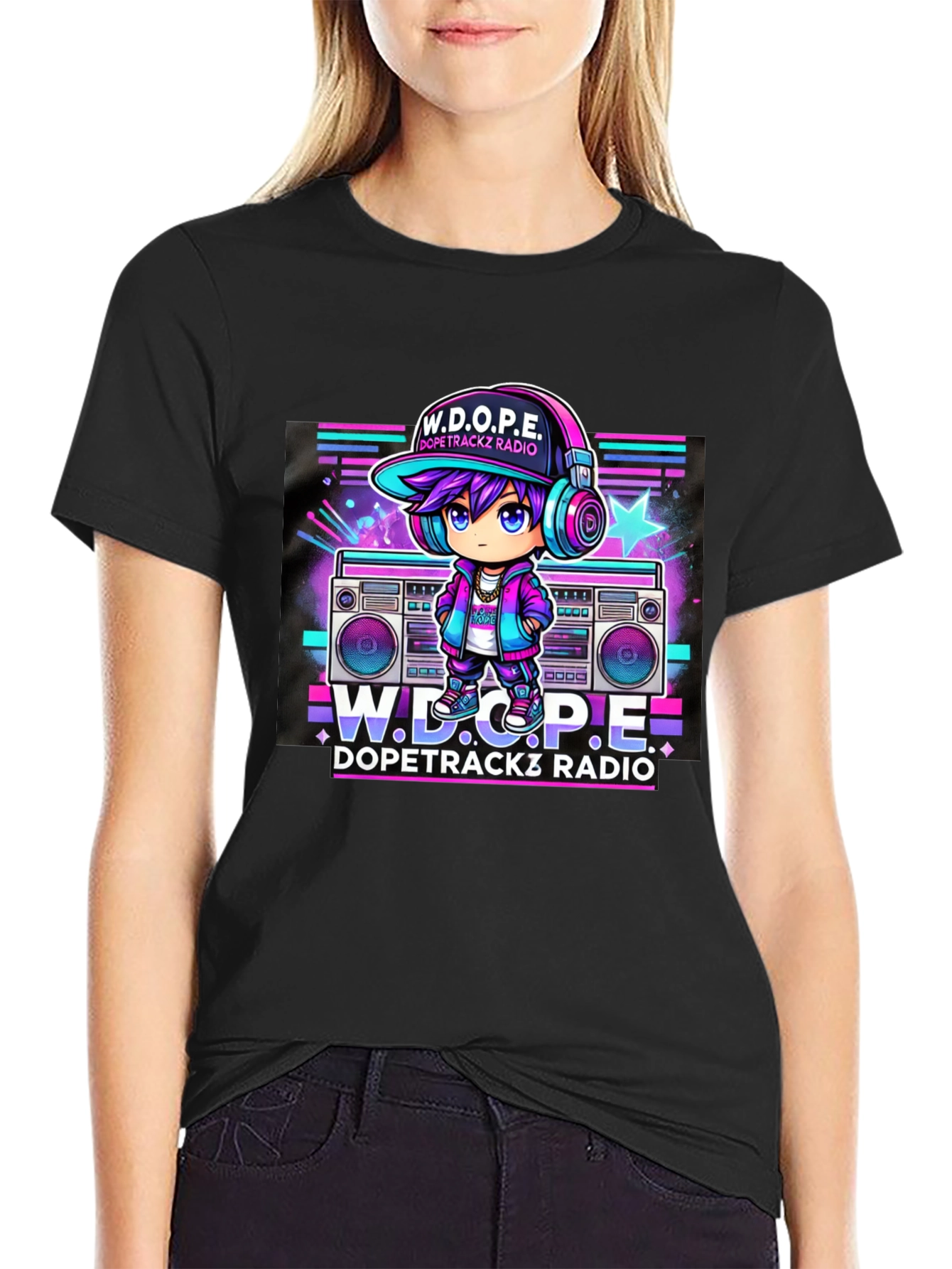 Camiseta Negra Estilo Retro W.D.O.P.E. DopeTrackz Radio