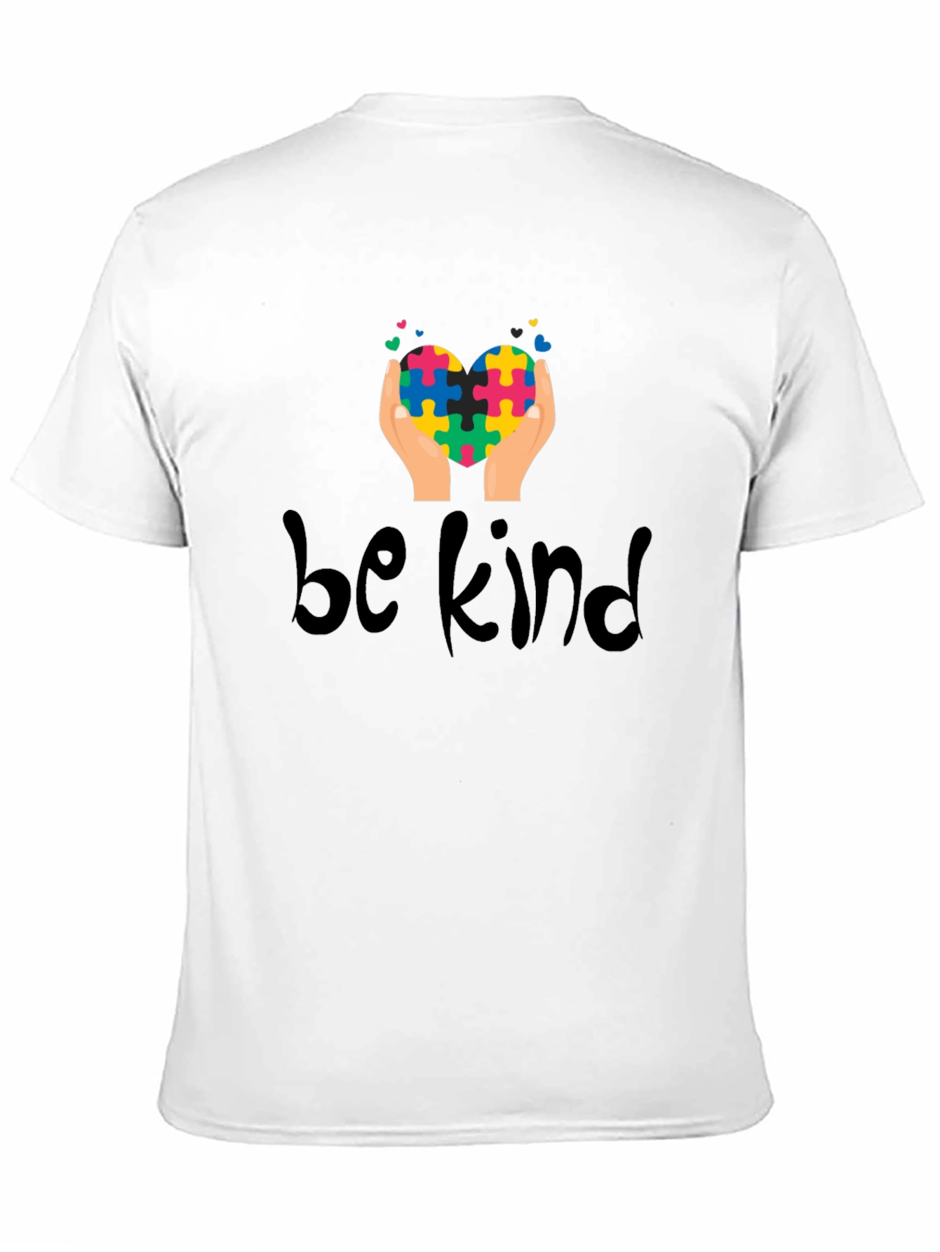 Camiseta Negra Be Kind Corazón Puzzle