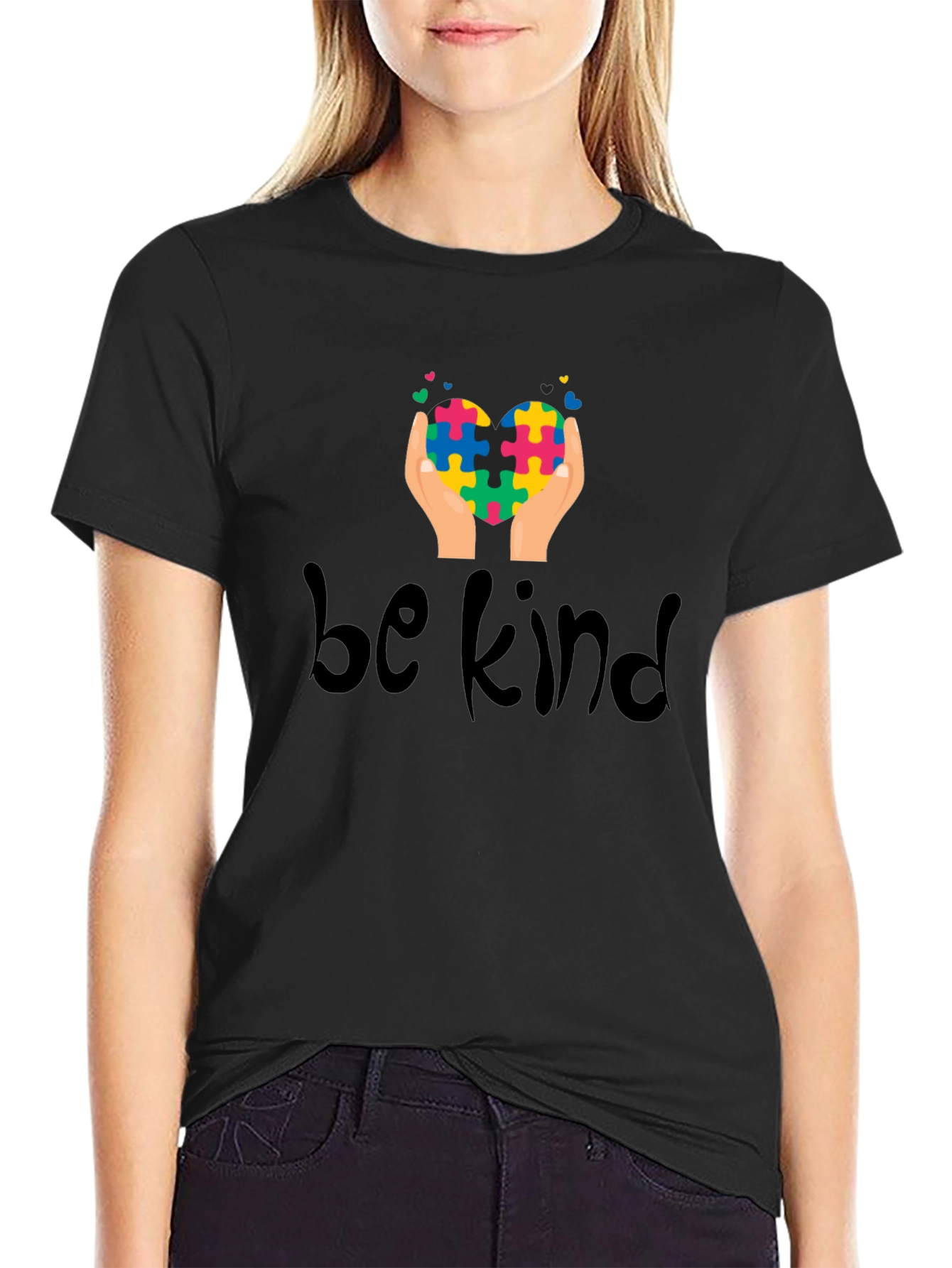 Camiseta Negra Be Kind Corazón Puzzle