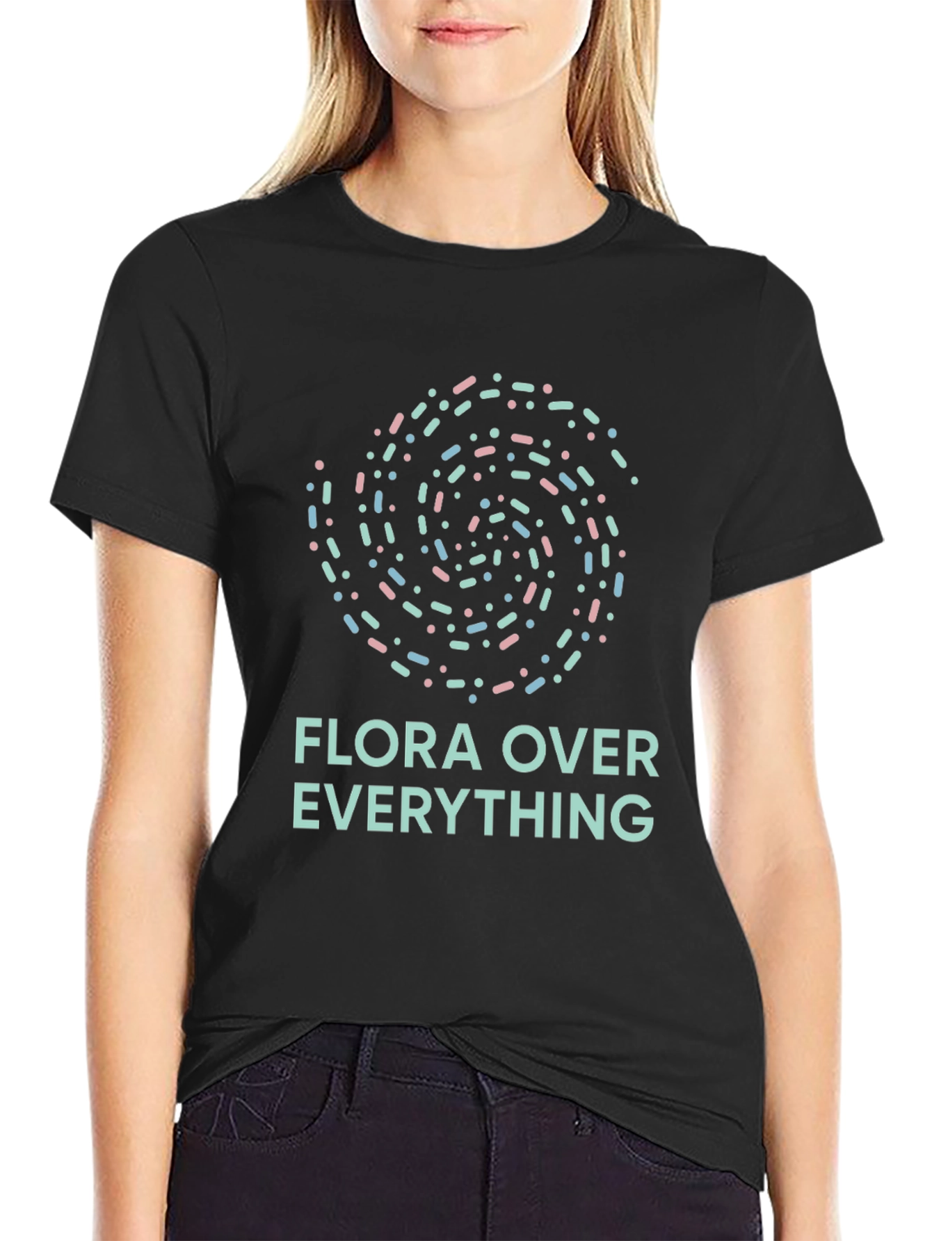 Camiseta Negra Flora Over Everything