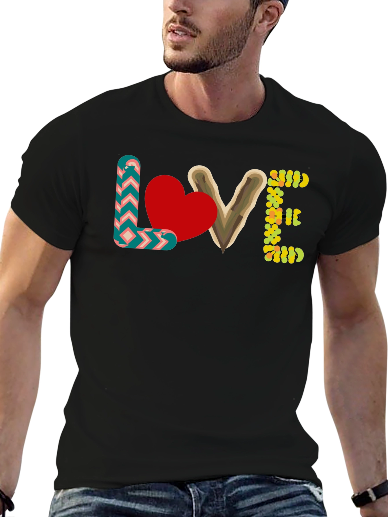 Camiseta Negra con Diseño LOVE