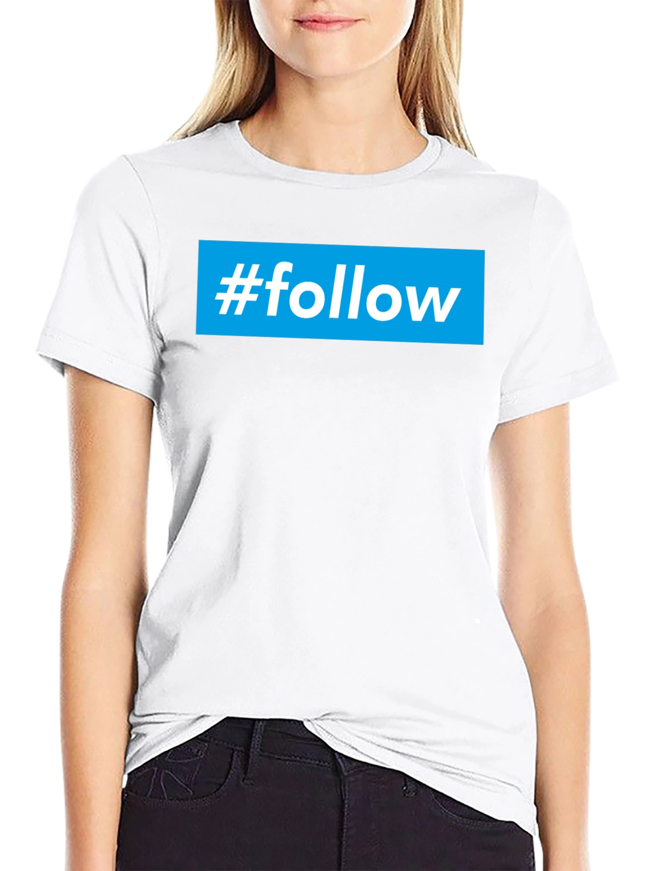 Camiseta Negra #Follow para Redes Sociales