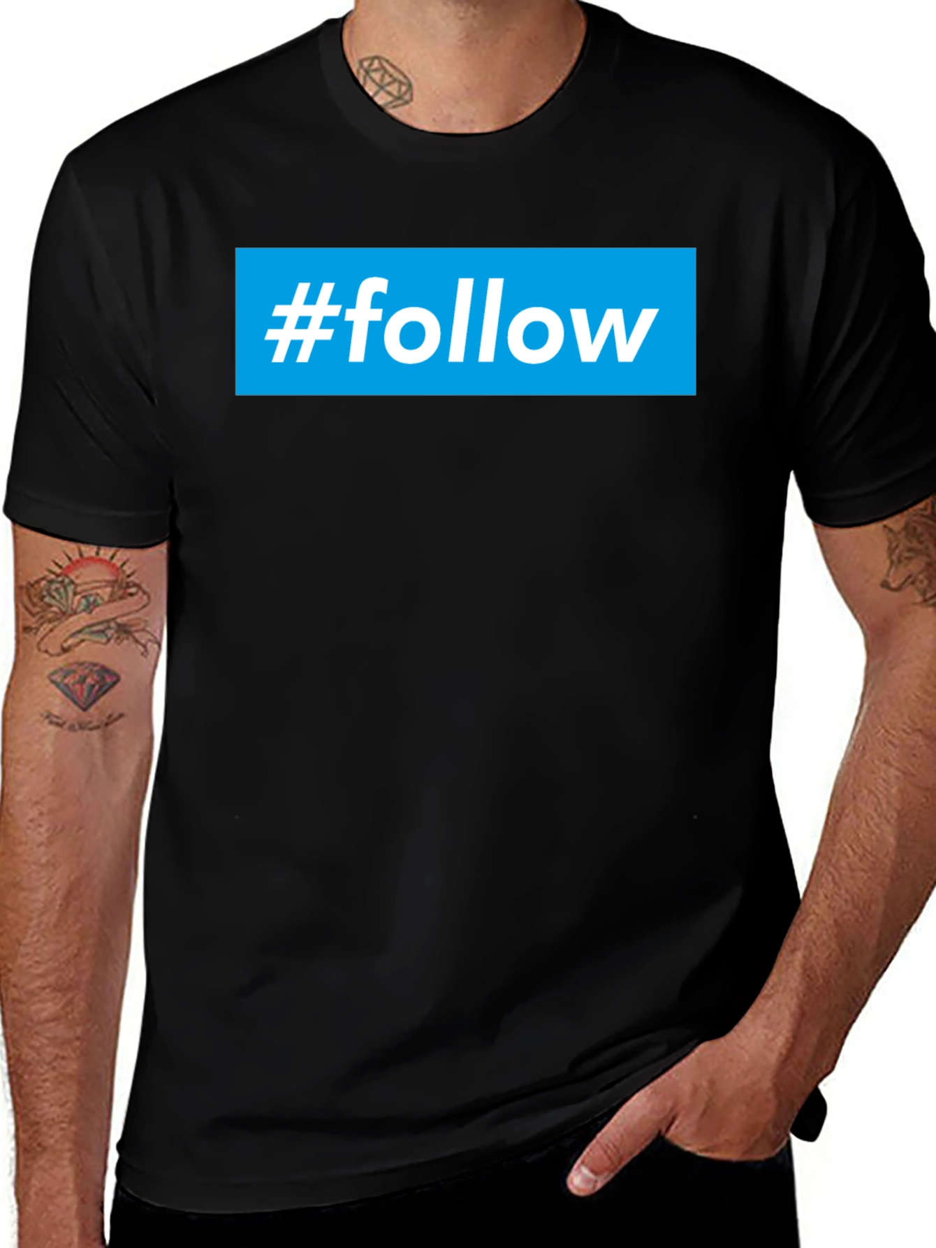 Camiseta Negra #Follow para Redes Sociales