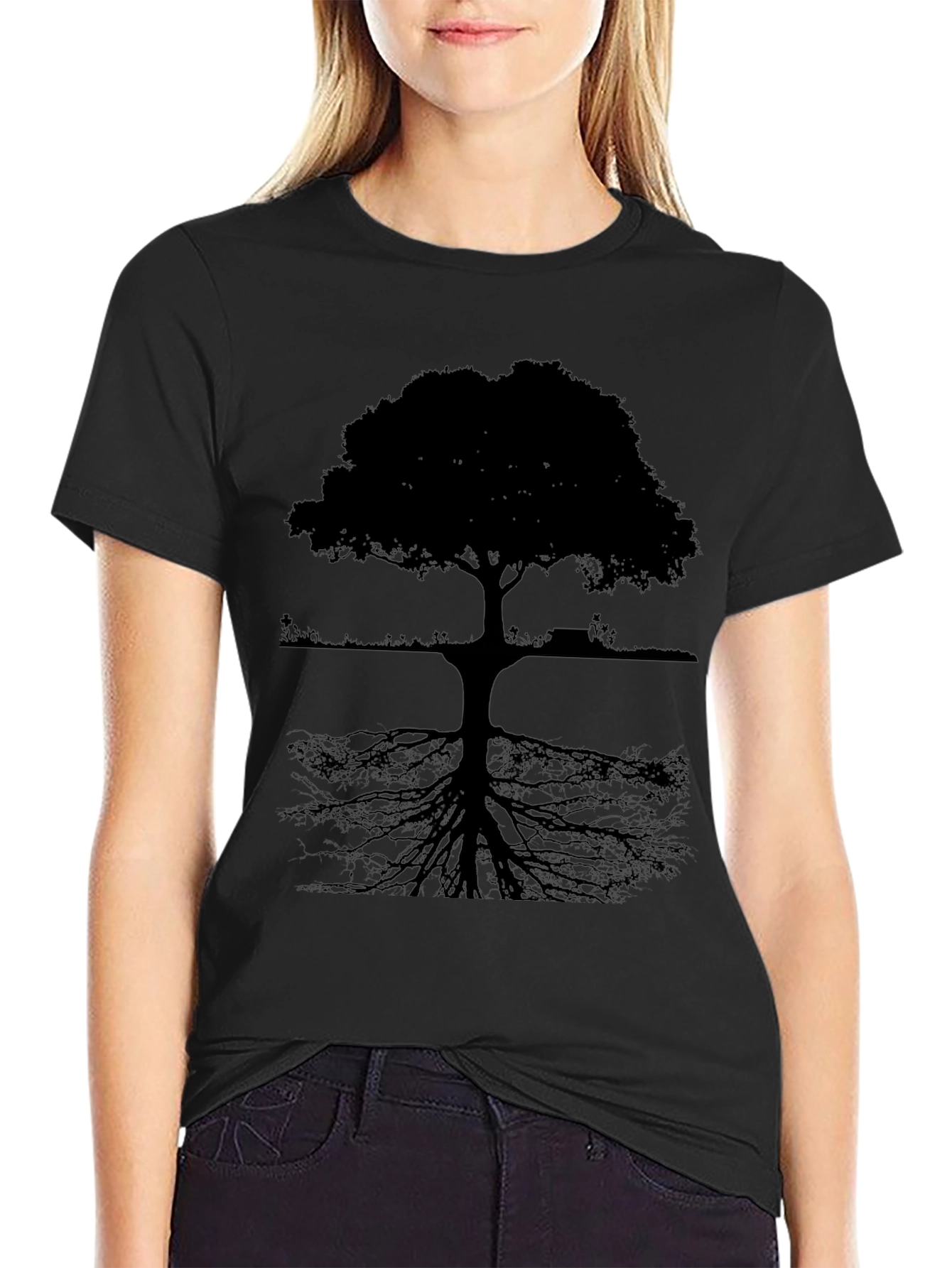 Camiseta Negra con Diseño de Árbol Abstracto