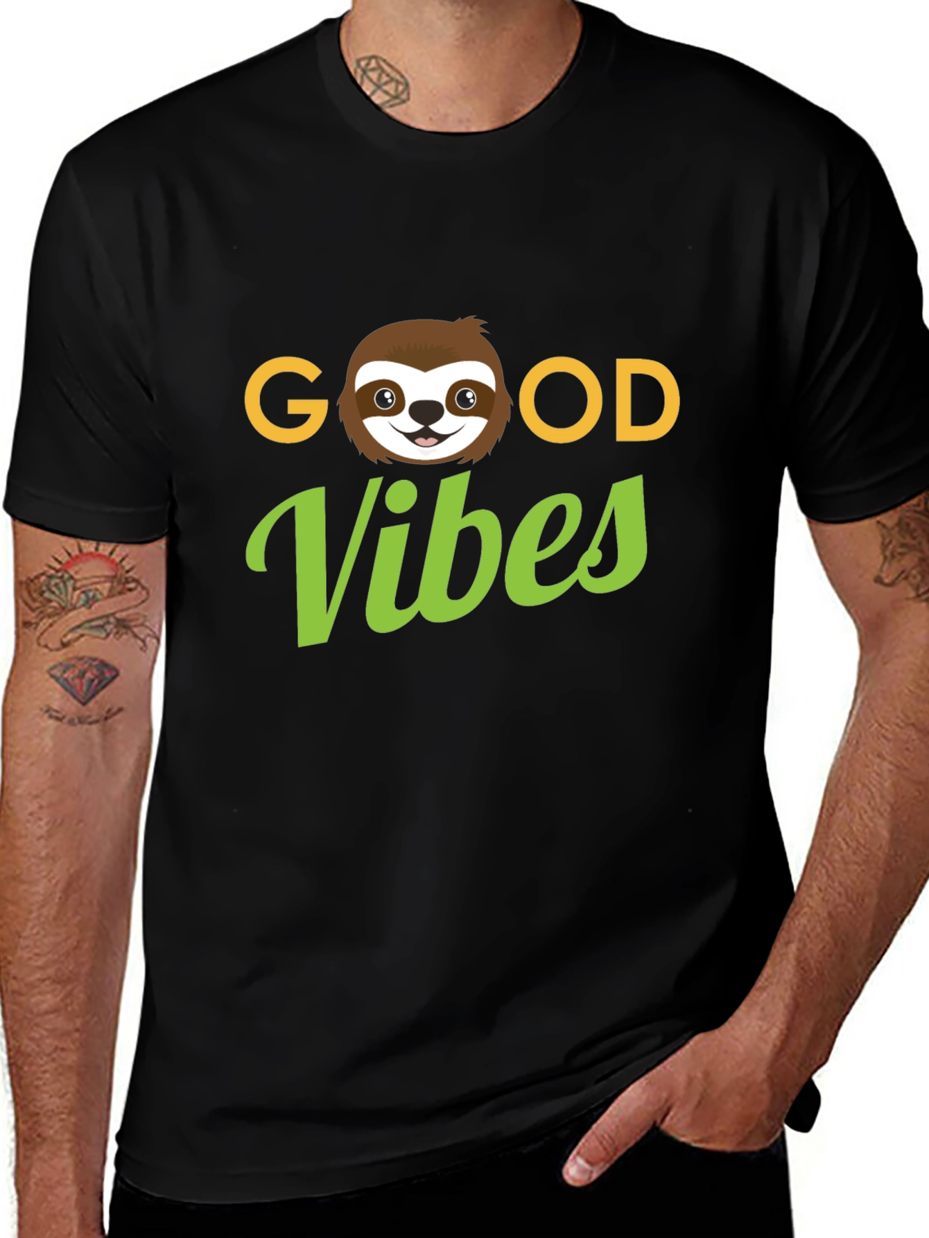 Camiseta Negra Good Vibes con Diseño de Perezoso