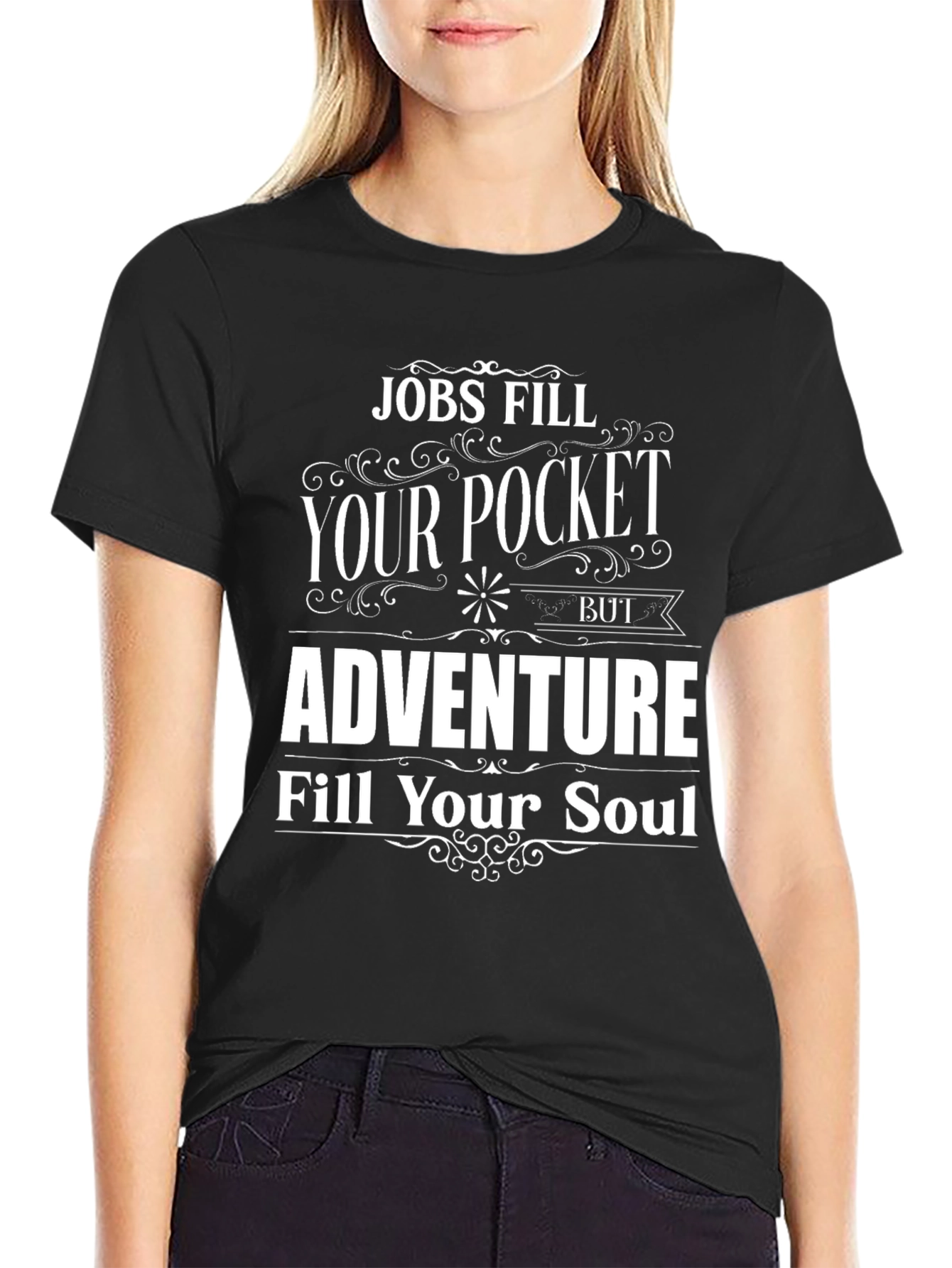Camiseta Negra Adventure Fills Your Soul
