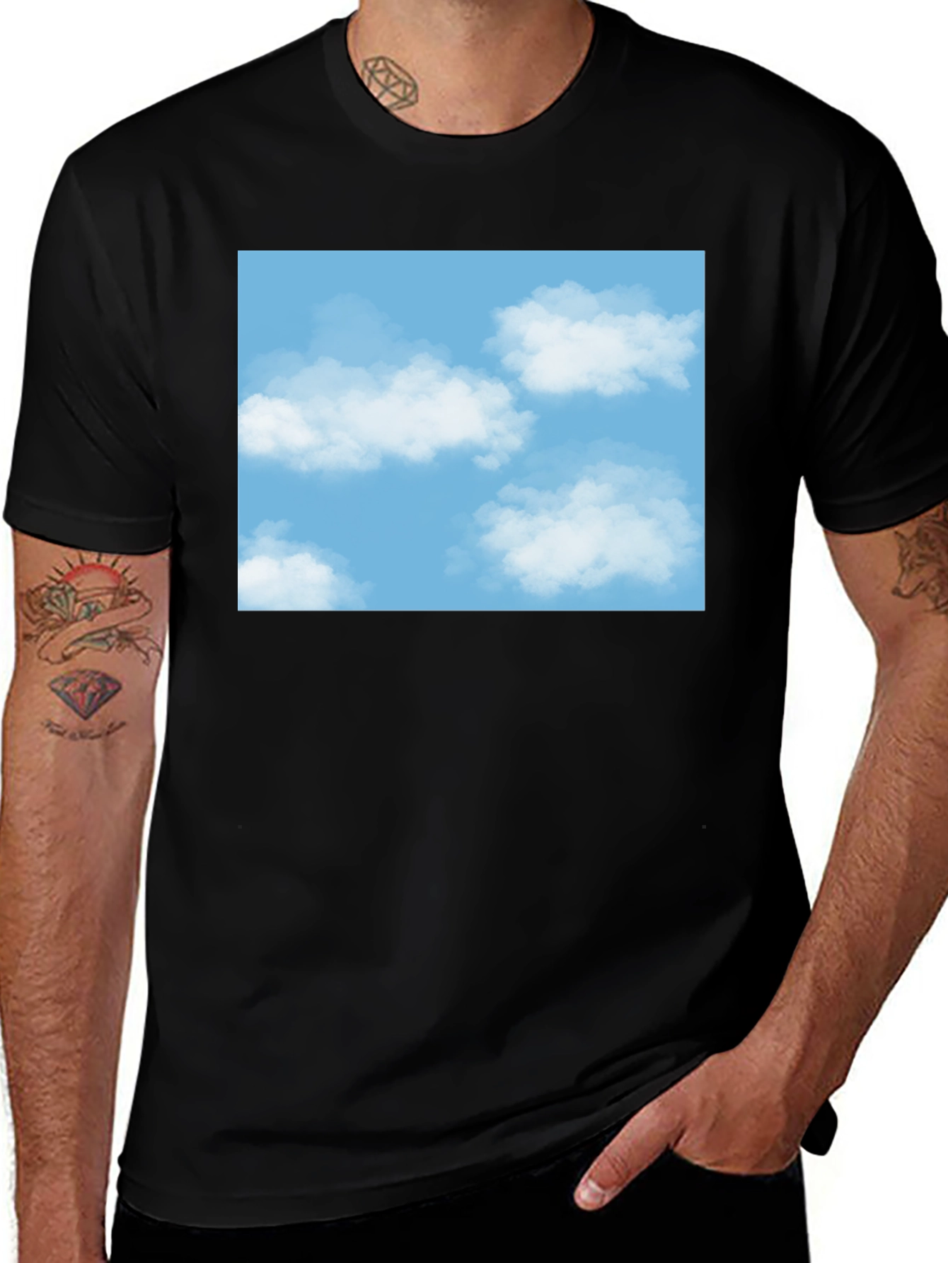Camiseta Negra Cielo Nublado - Diseño Único
