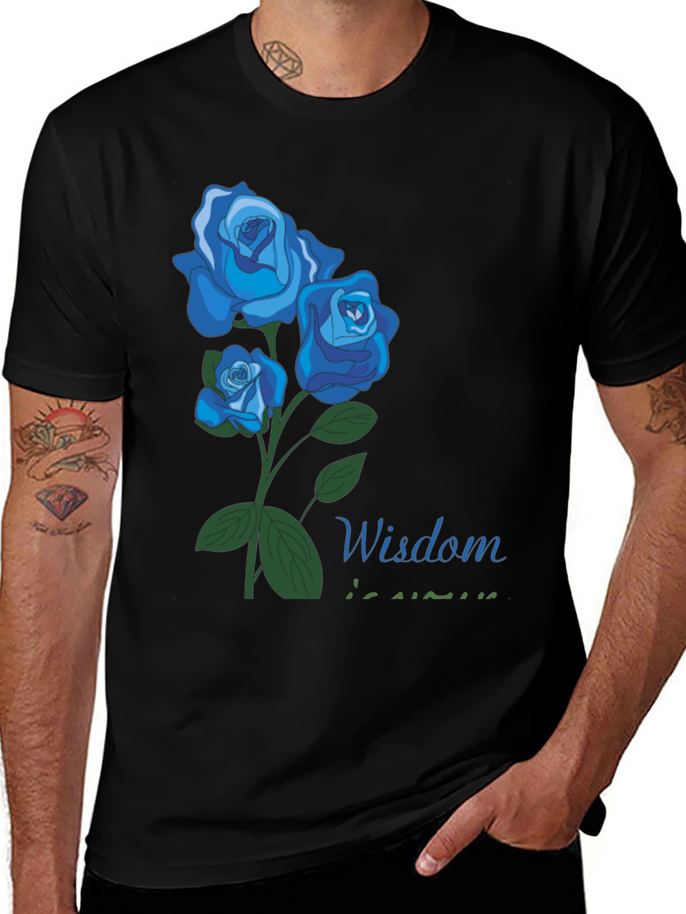 Camiseta Negra con Diseño Floral Sabiduría