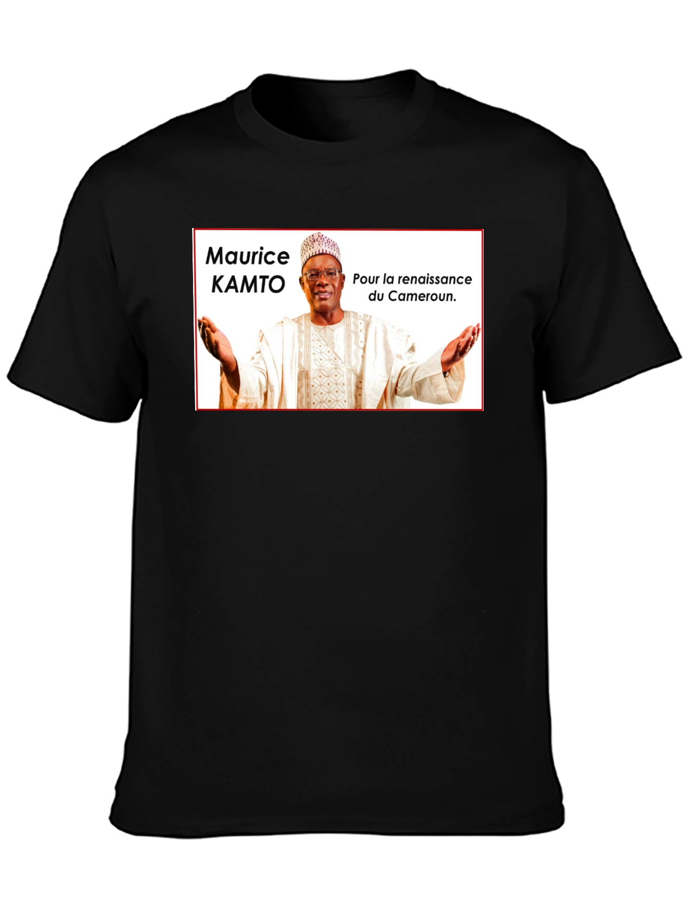 Camiseta Negra con Diseño Político