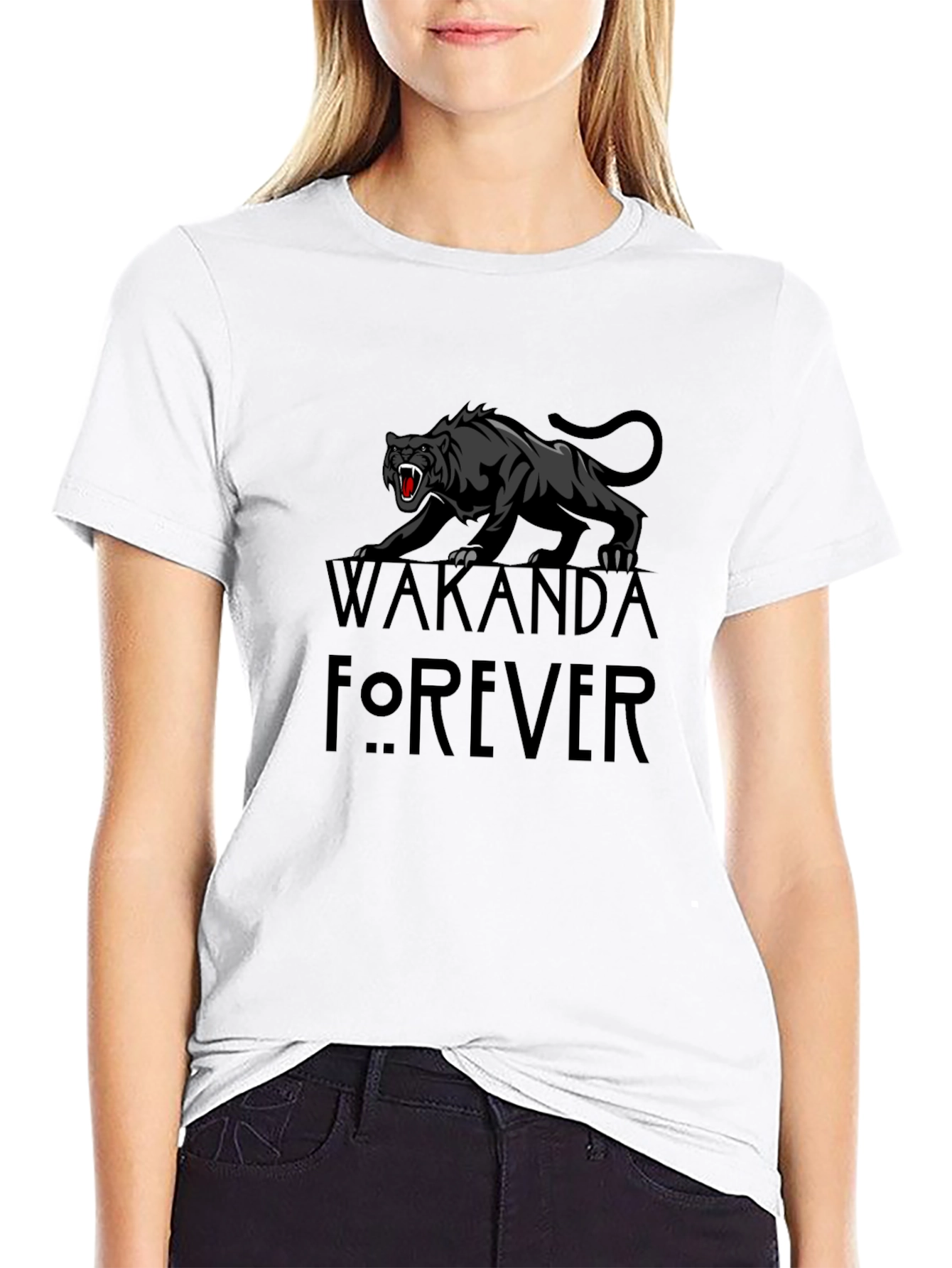 Camiseta Negra Wakanda Forever Pantera