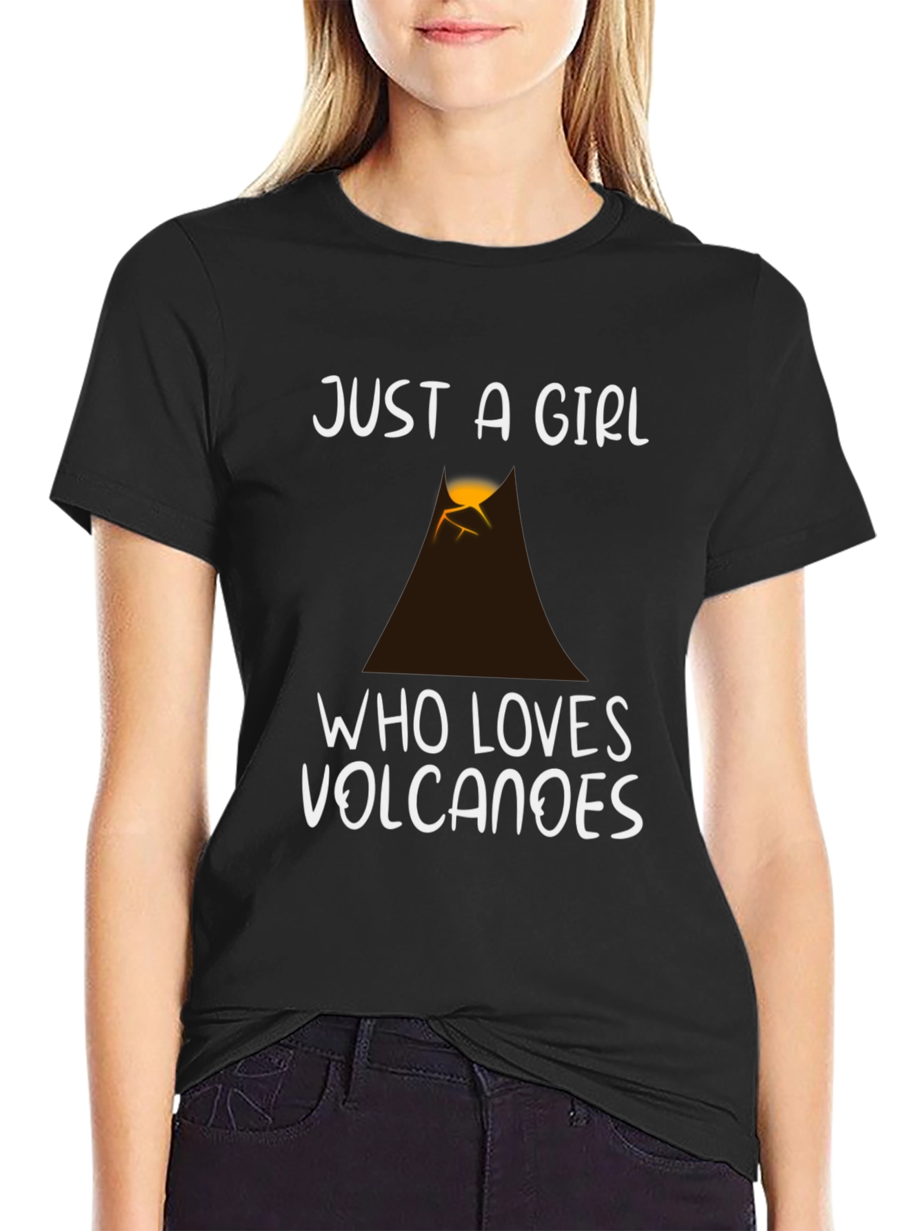 Camiseta Negra Just a Girl Who Loves Volcanoes