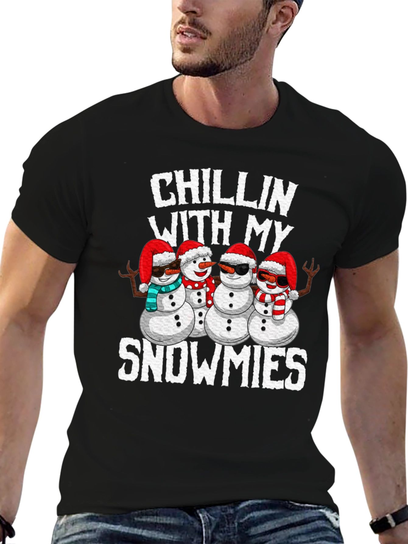 Camiseta Negra con Diseño Navideño Chillin With My Snowmies