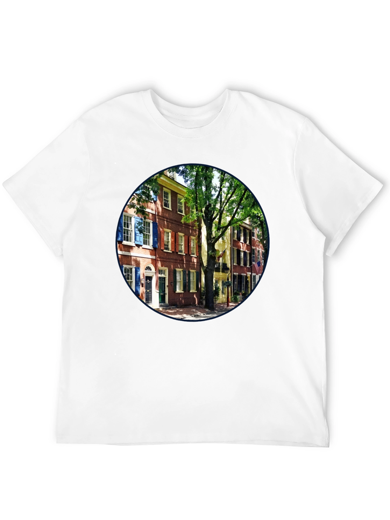 Camiseta Urbana con Diseño Arquitectónico Clásico