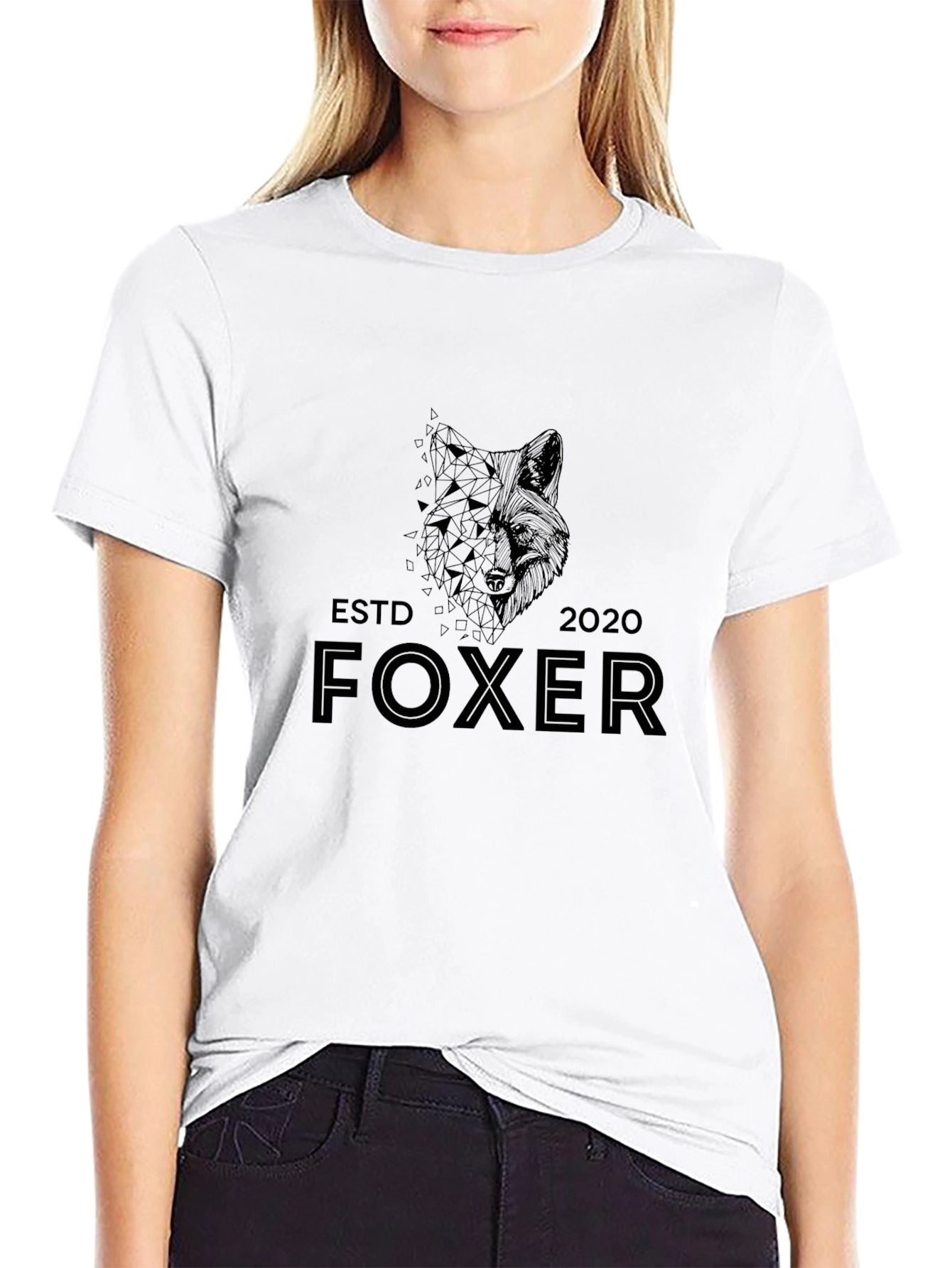 Camiseta Negra Foxer - Diseño Geométrico Moderno