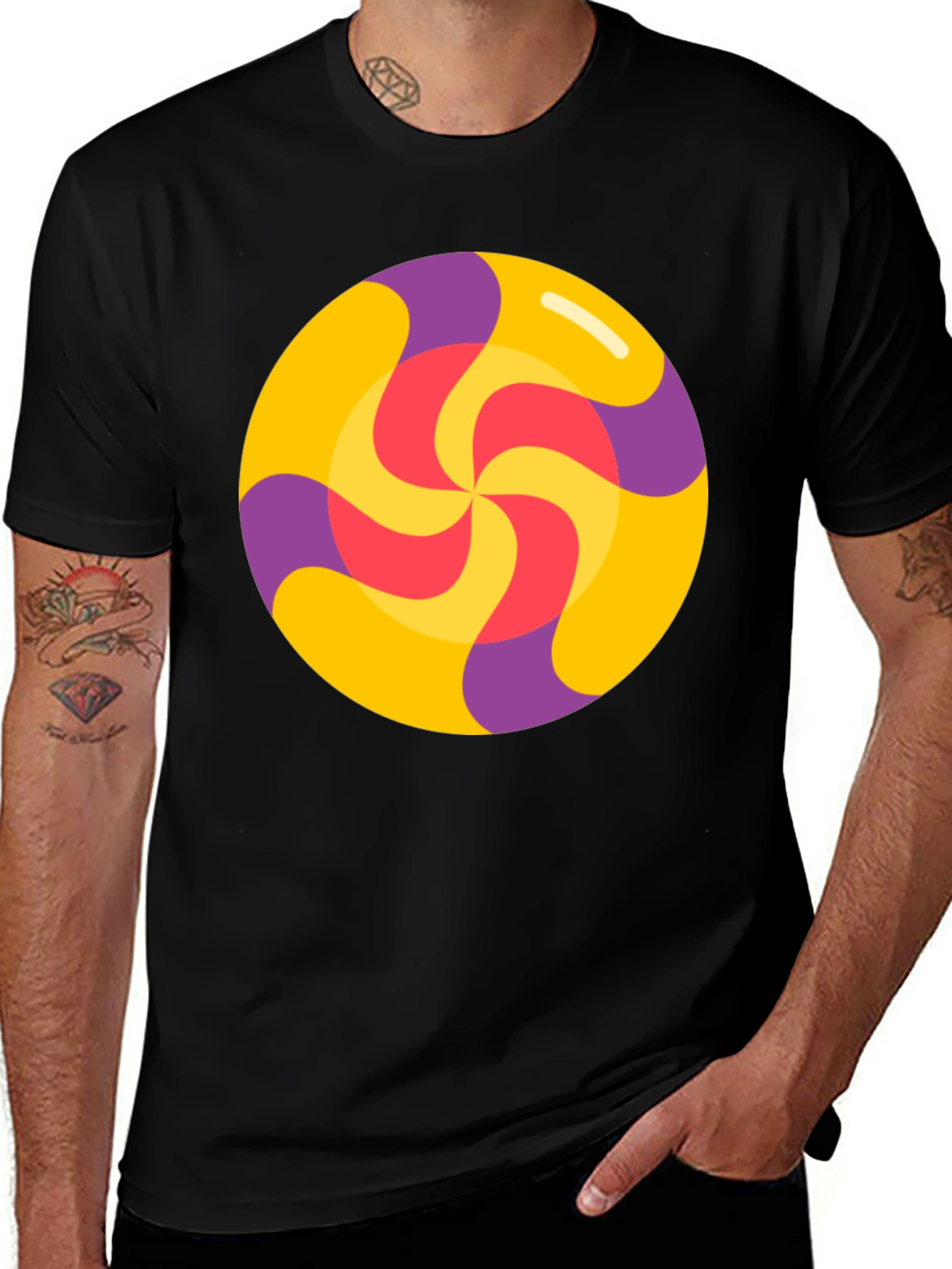 Camiseta Negra con Diseño de Caramelo Espiral
