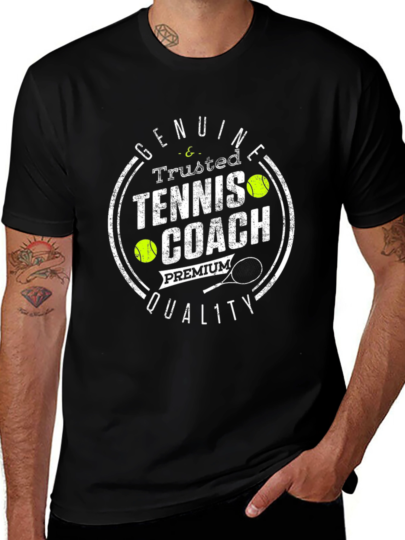 Camiseta Negra Entrenador de Tenis Premium