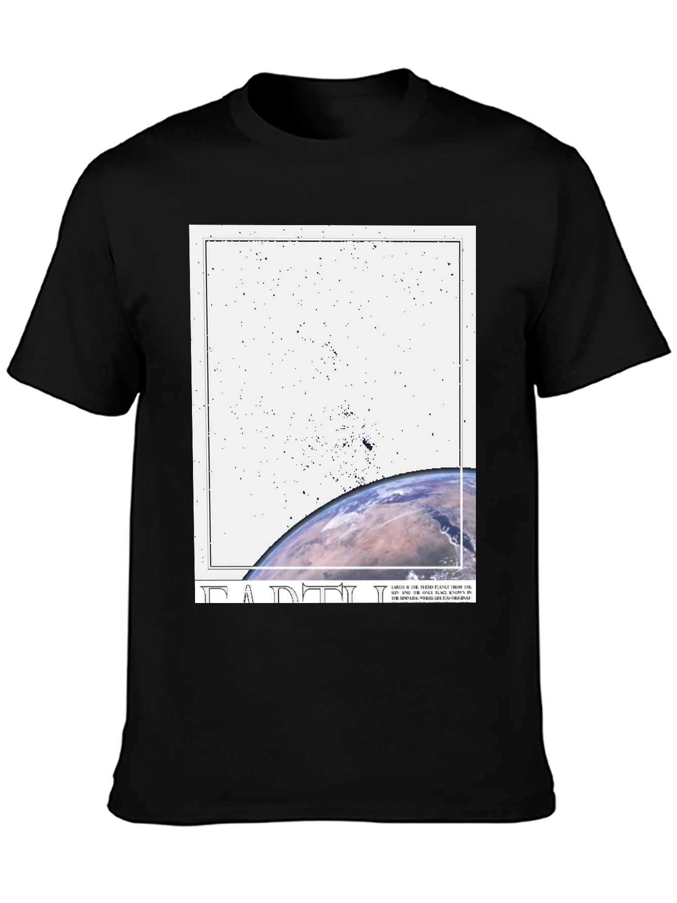 Camiseta Negra Estampada con Diseño Planeta Tierra