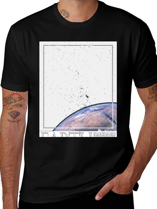 Camiseta Negra Estampada con Diseño Planeta Tierra
