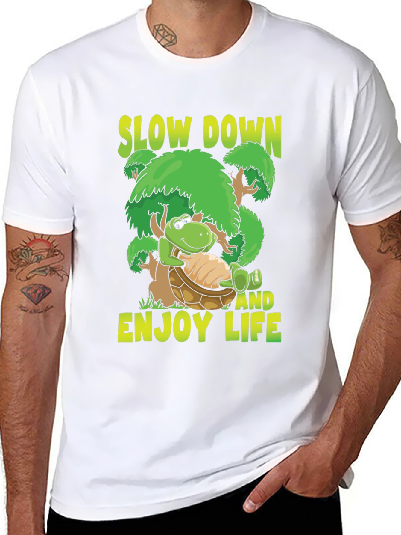 Camiseta Negra con Diseño de Tortuga Relax