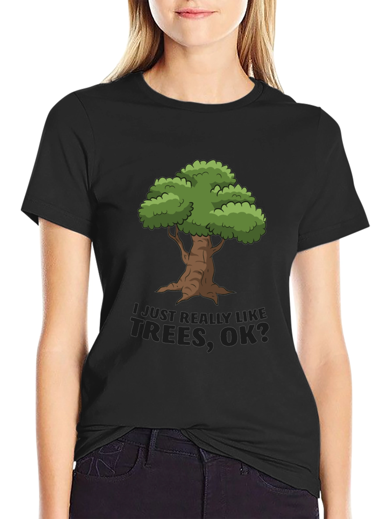 Camiseta Negra con Diseño de Árbol