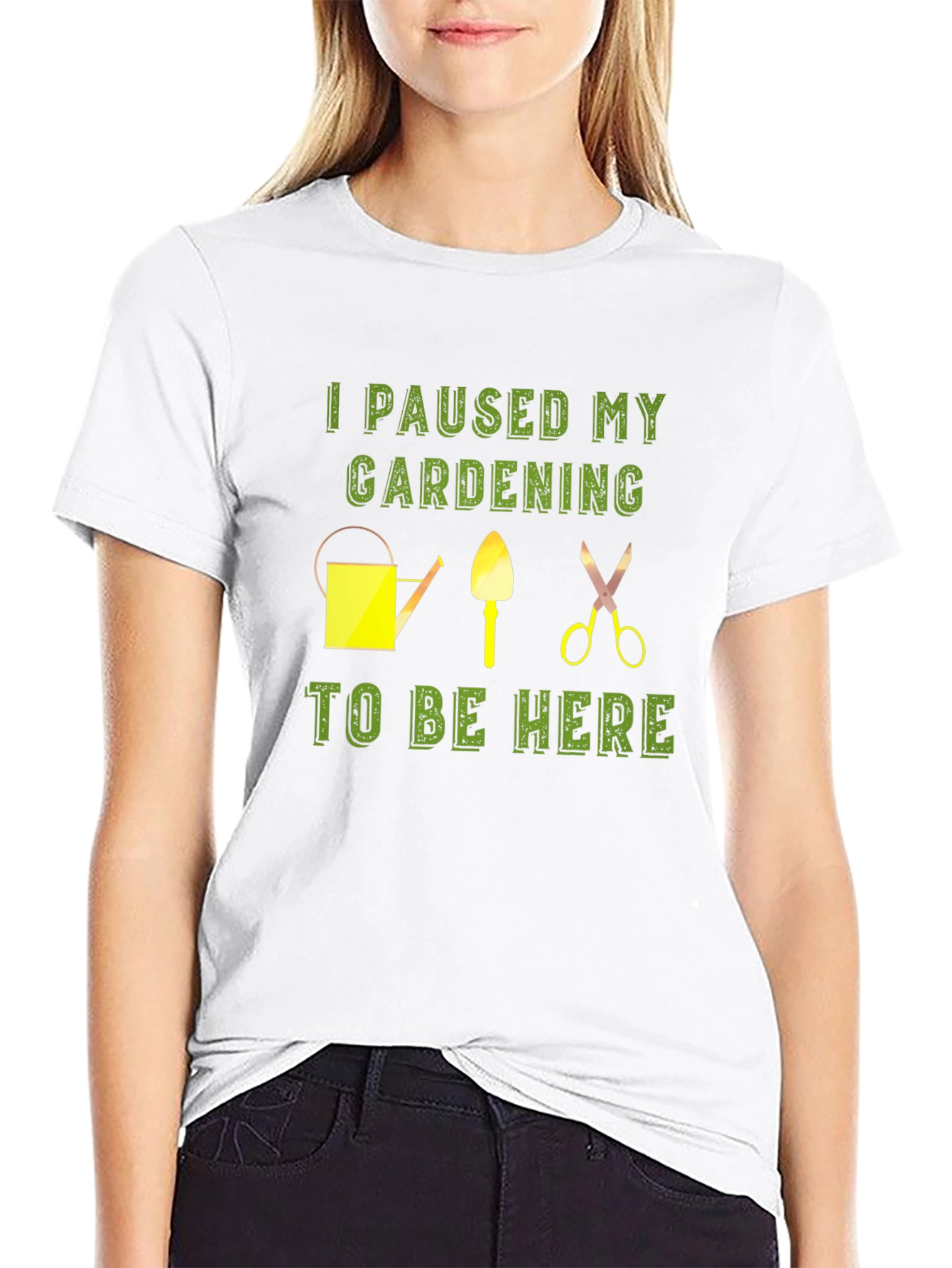 Camiseta Negra con Diseño de Jardinería
