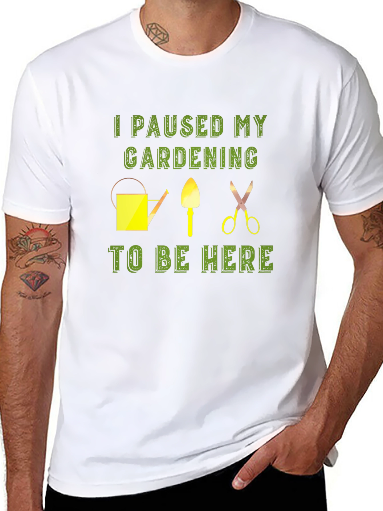 Camiseta Negra con Diseño de Jardinería