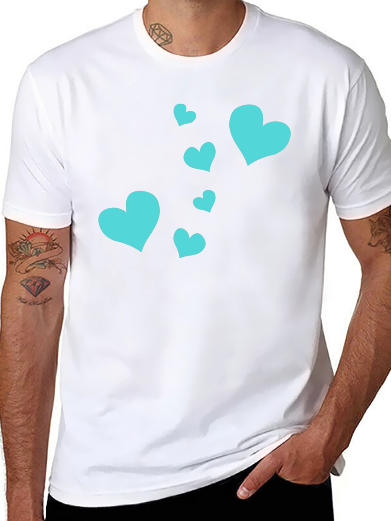 Camiseta Negra Corazones Turquesa Estilo Casual